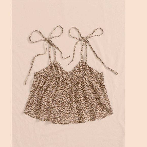 Knot Straps Ruched Ditsy Floral Peplum Top - Picture 2 of 3